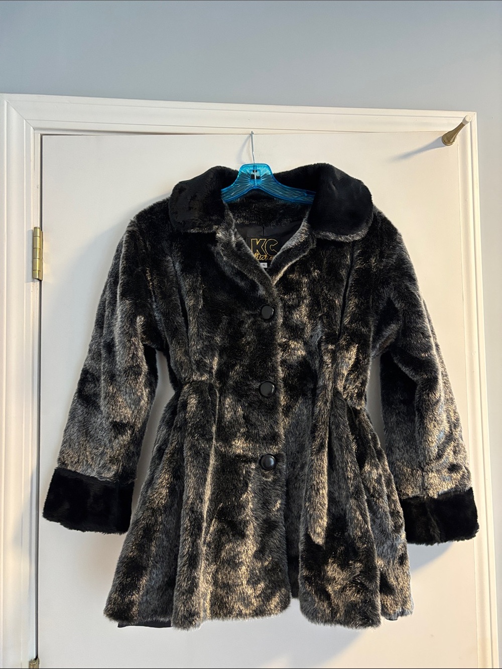 Black Faux Fur KC Collections Plush Button-Front Jacket Small